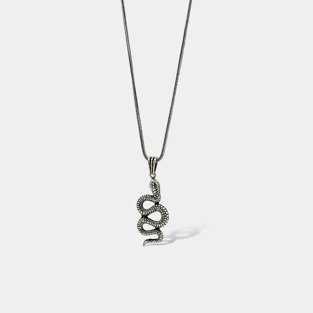 Collier pour homme en argent avec motif serpent
