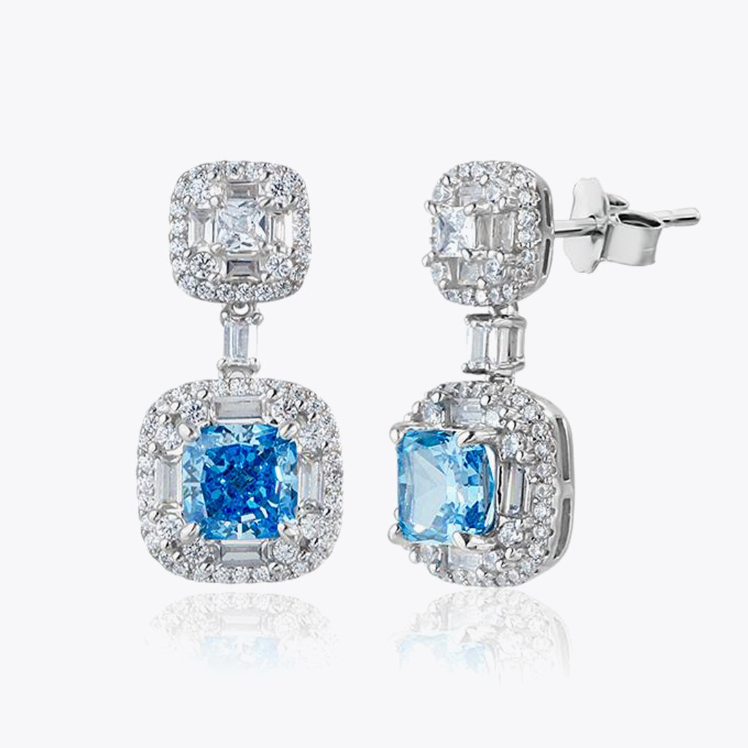 Zilveren luxe oorbellen met blauwe en witte zirconia's DMNK008