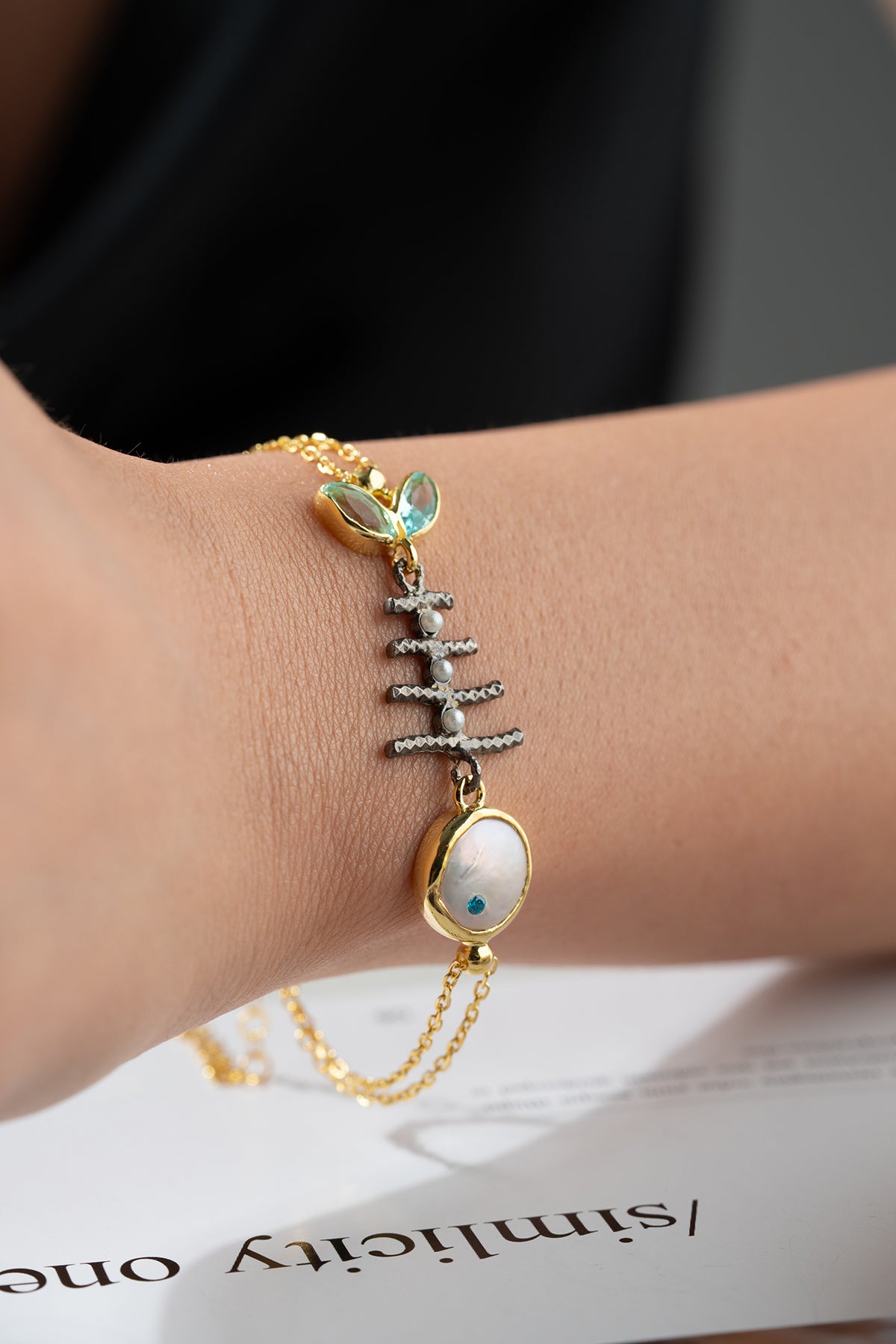925 Bracelet en argent avec des harengs et des pierres précieuses