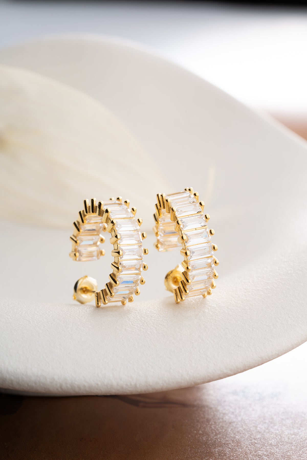 Creolen Met Baguette Zirkonia – 925 Zilver – Verguld