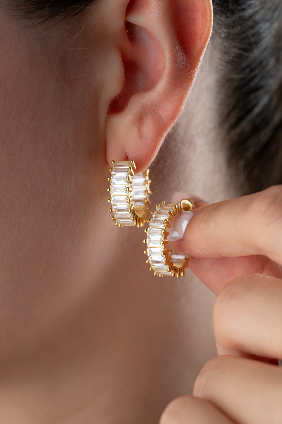 Creolen Met Baguette Zirkonia – 925 Zilver – Verguld