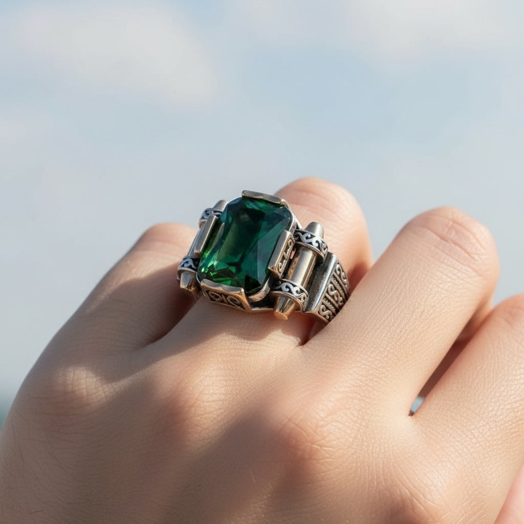 Anneau d'hommes avec zircone verte - 925 Silver Silver