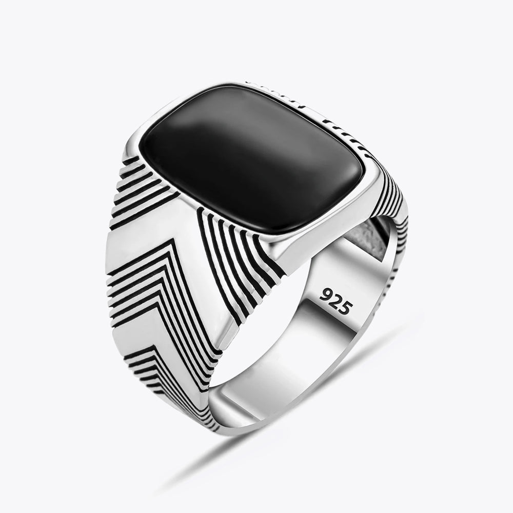 Bague pour homme en argent avec pierre noire
