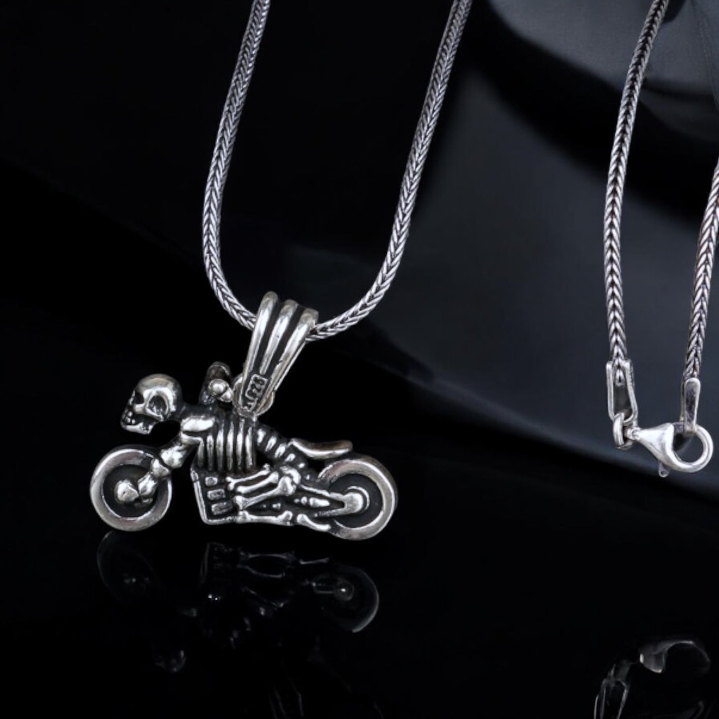 Collier en argent Skelerider