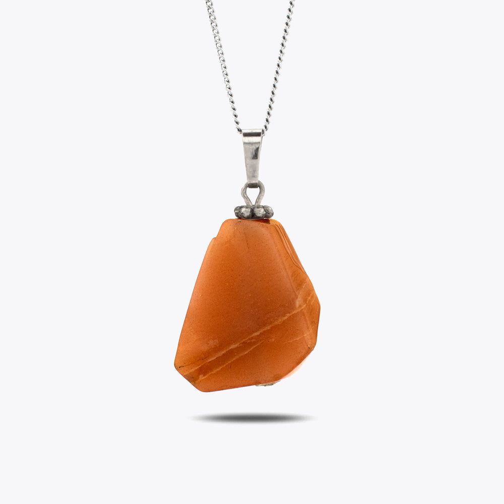 Pendentif pierre de lune avec chaîne