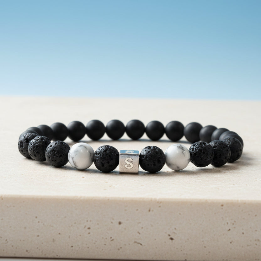 Bracelet à perles avec lettre