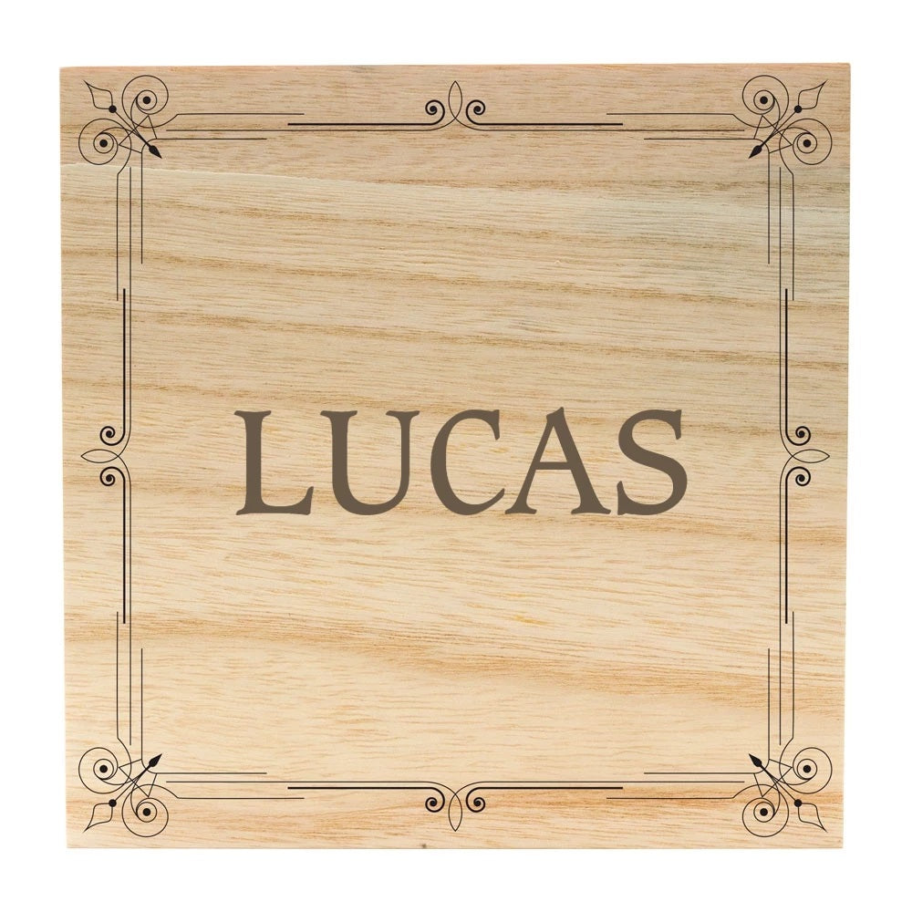 Coffret en bois gravé 20cm*20cm
