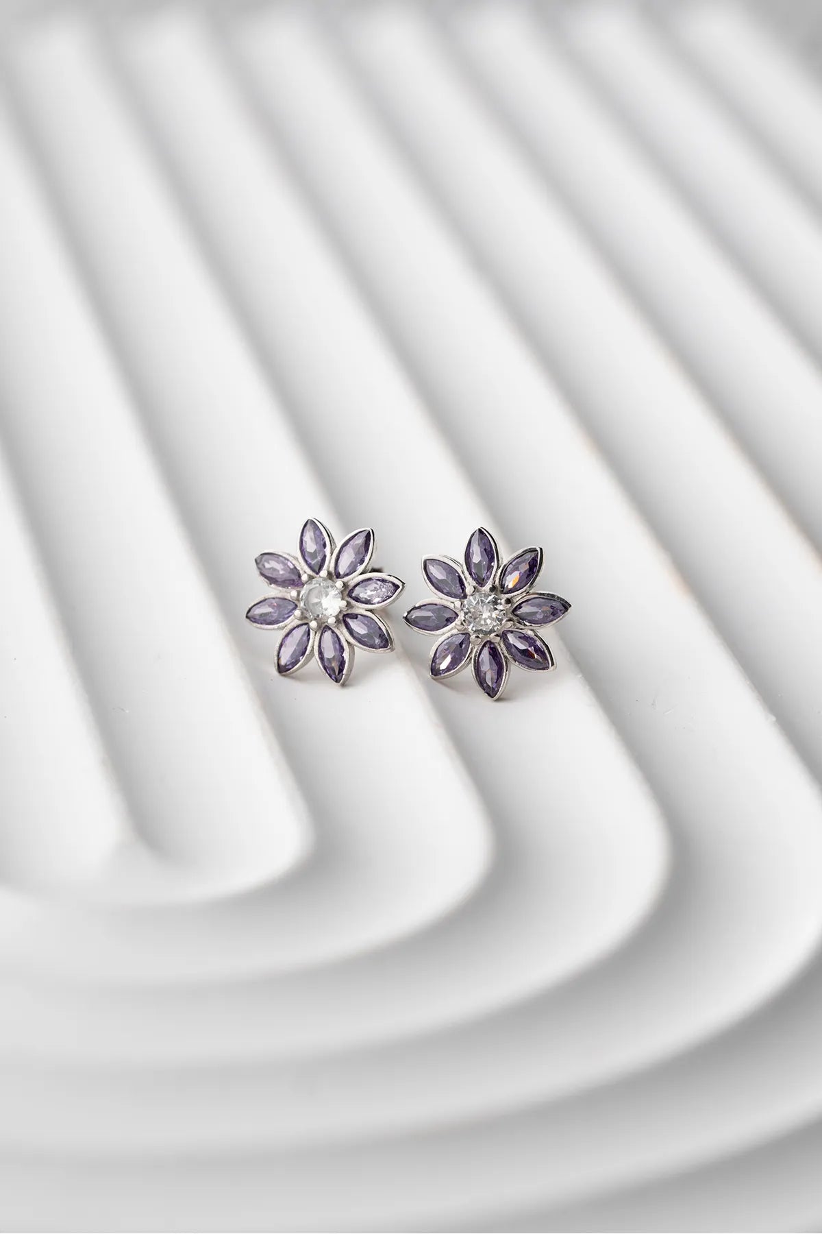 Boucles d'oreilles Lotus Bloom - Purple & 925 Silver