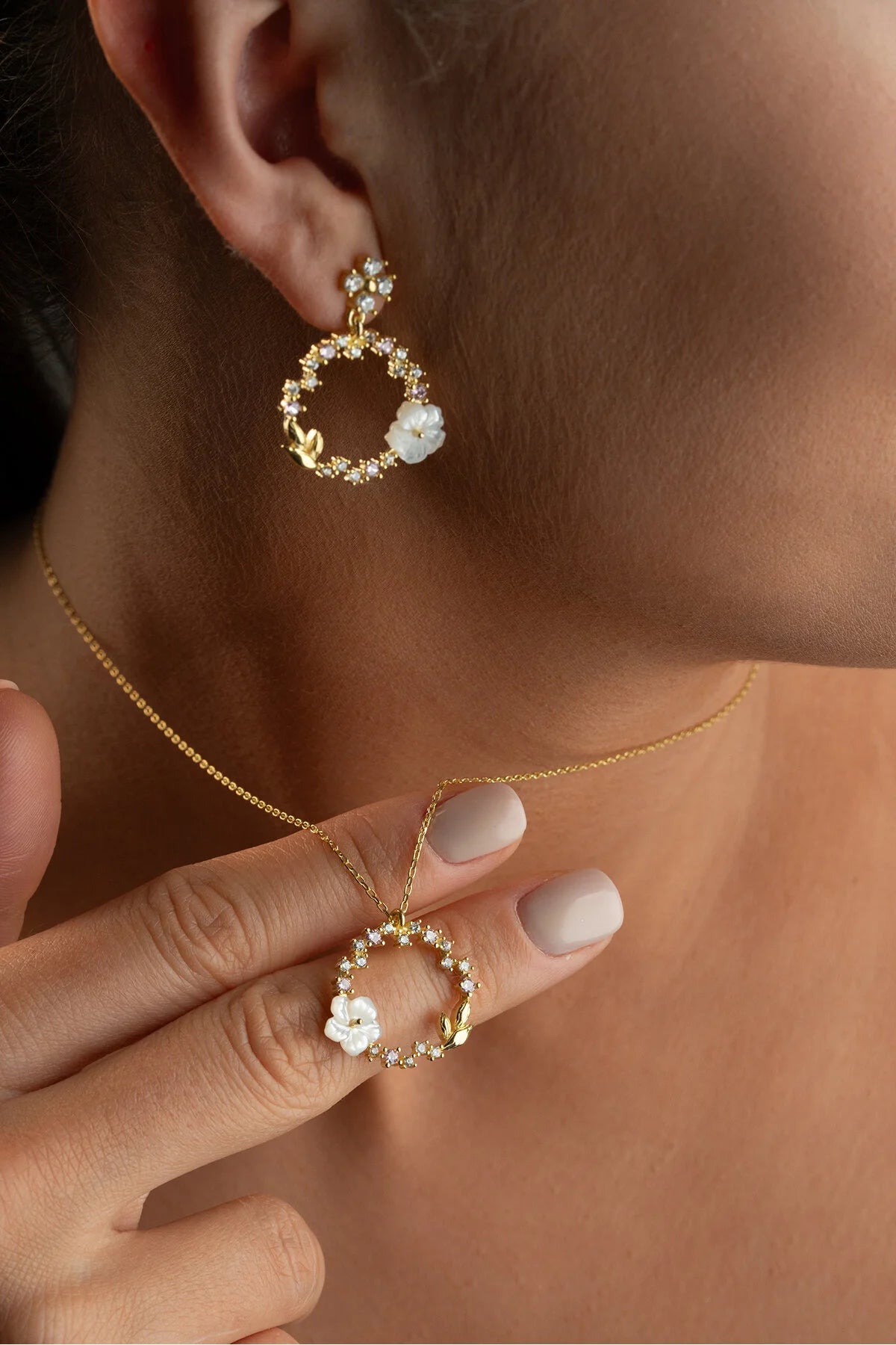 Ensemble de fleurs en nacre « Flora Aura »