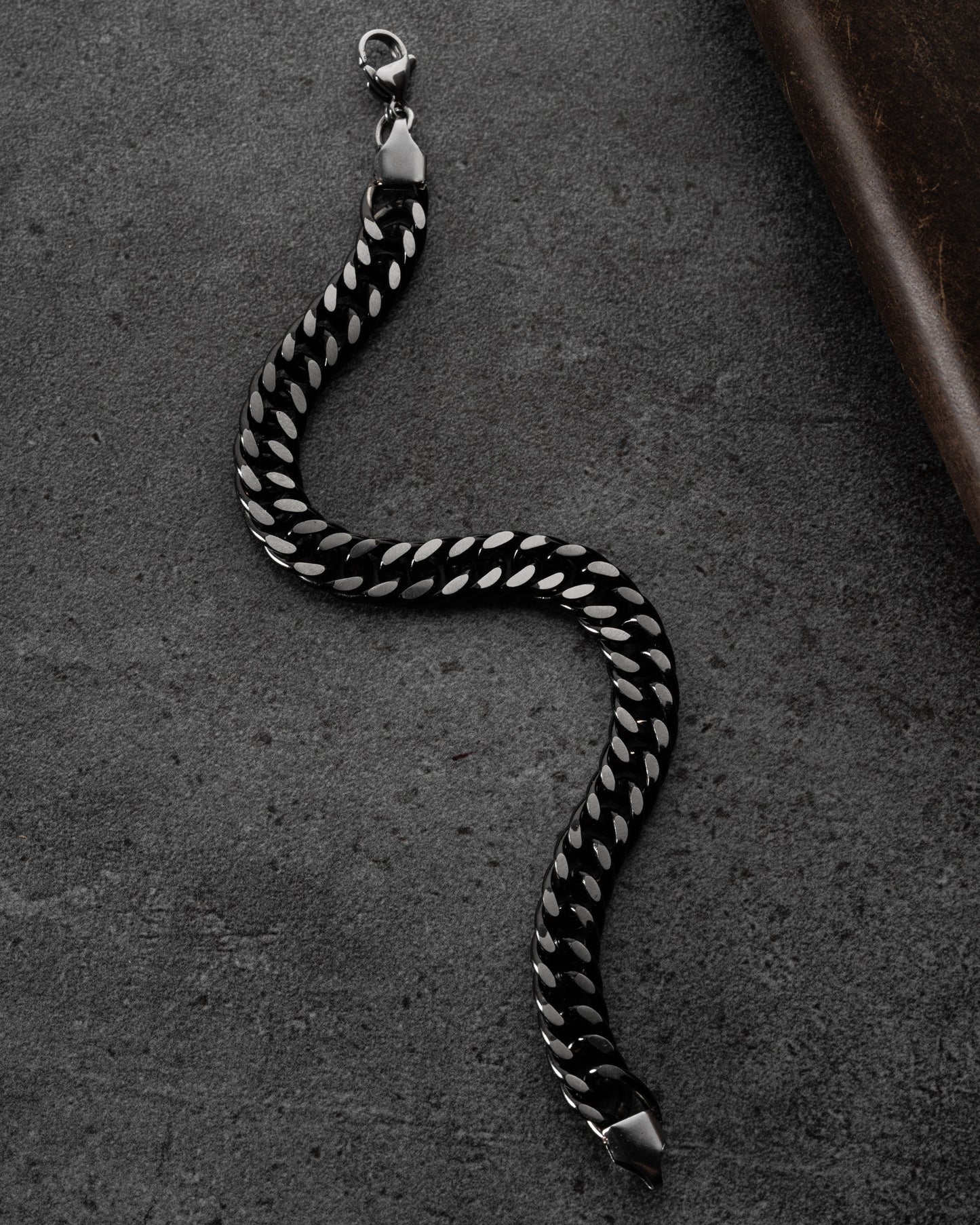 Zwarte Stalen Herenarmband