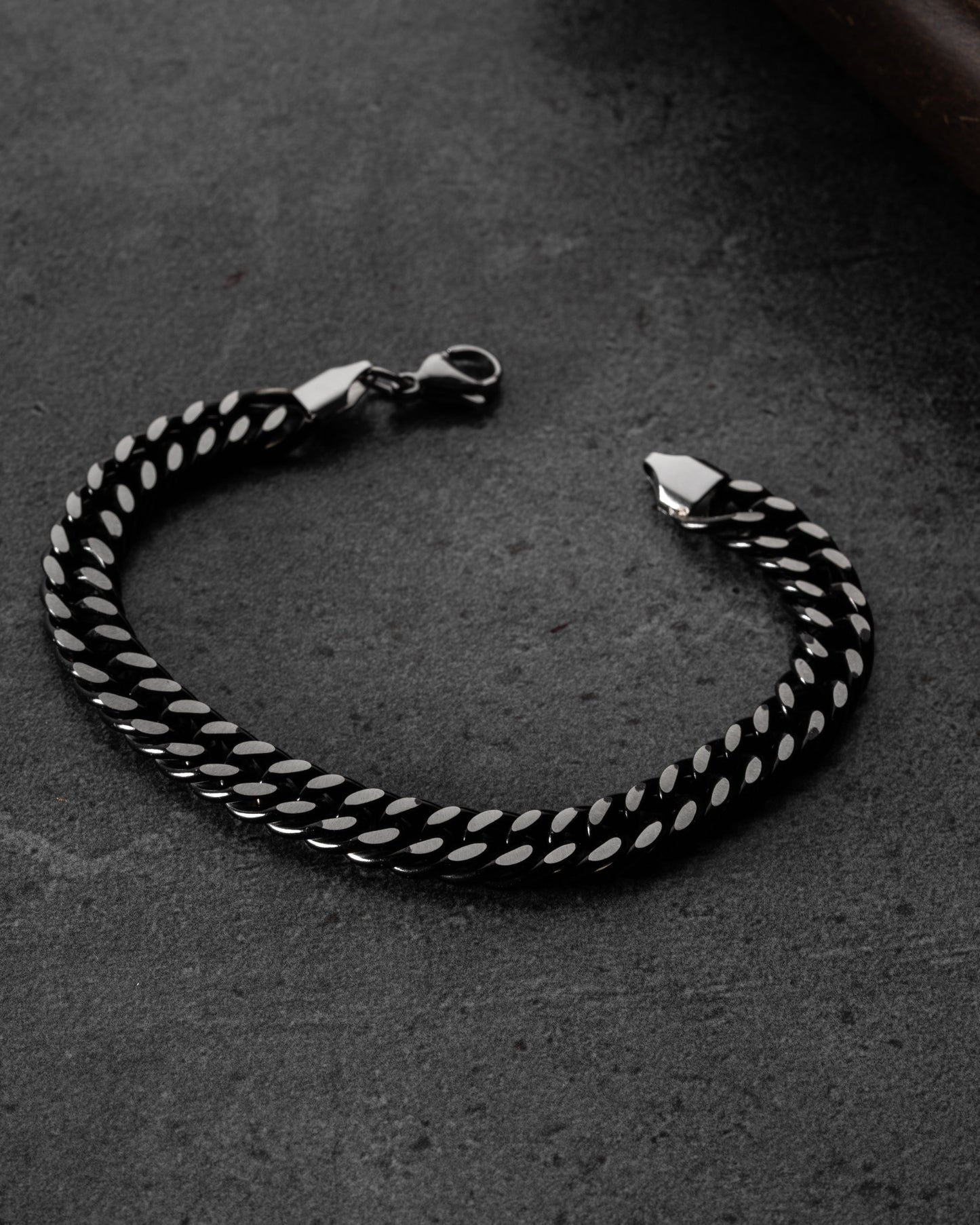 Zwarte Stalen Herenarmband