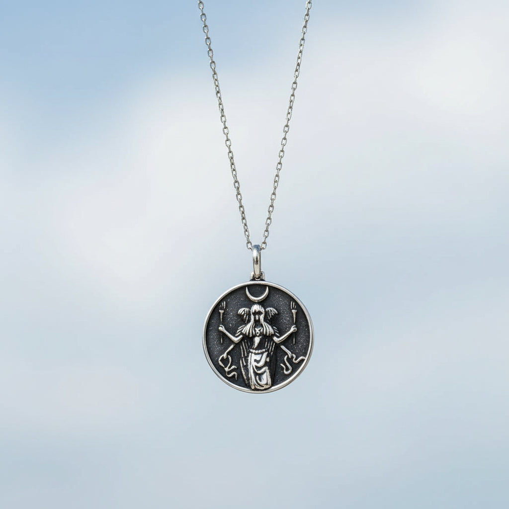 Médaillon Déesse de la Lune - Collier Pendentif