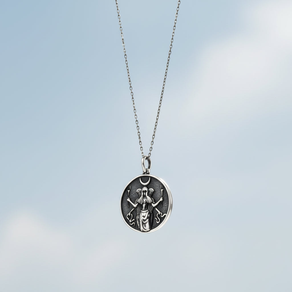 Médaillon Déesse de la Lune - Collier Pendentif
