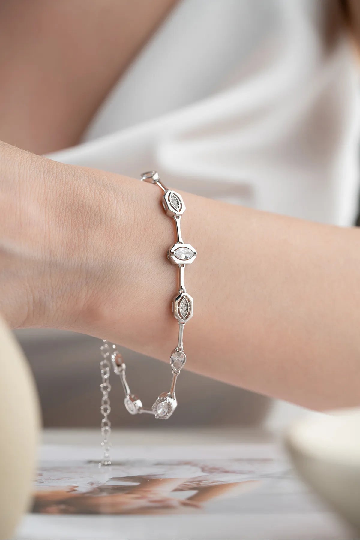 925 Bracelet en argent sterling avec des pierres en zircone