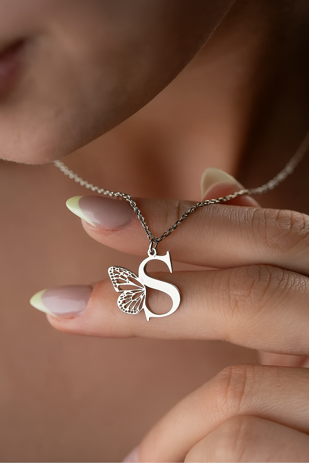Chaîne de lettres personnalisée avec aile papillon - 925 argent