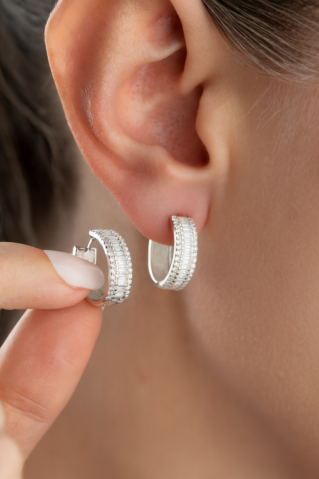 Baguette Glow - Boucles d'oreilles élégantes avec des pierres de baguette