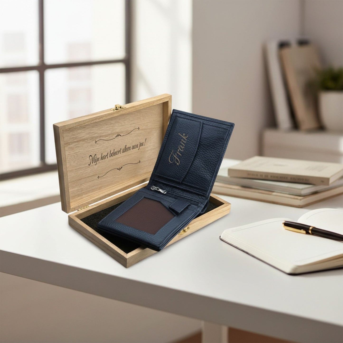 Portefeuille en cuir bleu foncé BLW050-L