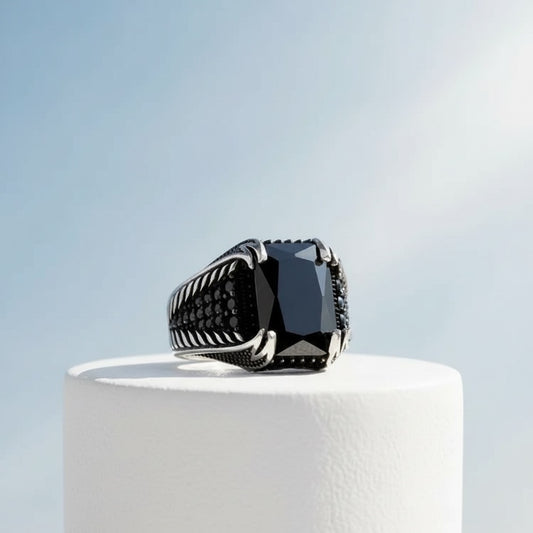 Bague en argent sterling 925 avec pierre de zircone noire