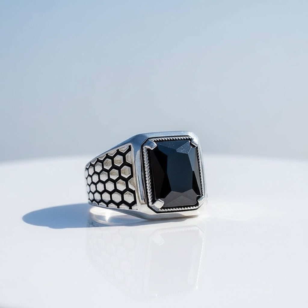 Bague en argent sterling 925 avec pierre de zircone noire