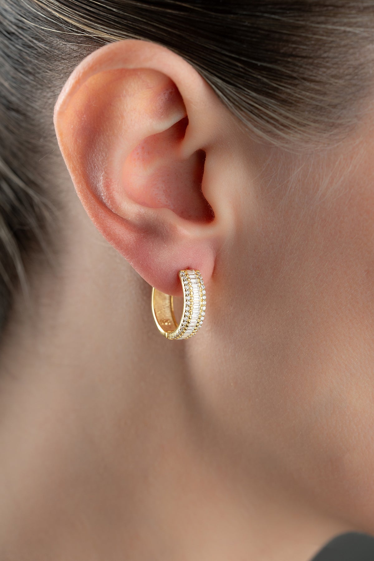 Baguette Glow - Boucles d'oreilles élégantes avec des pierres de baguette