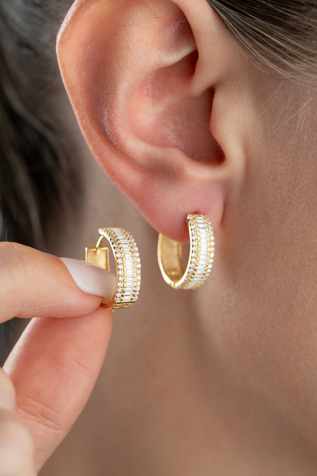 Baguette Glow - Boucles d'oreilles élégantes avec des pierres de baguette