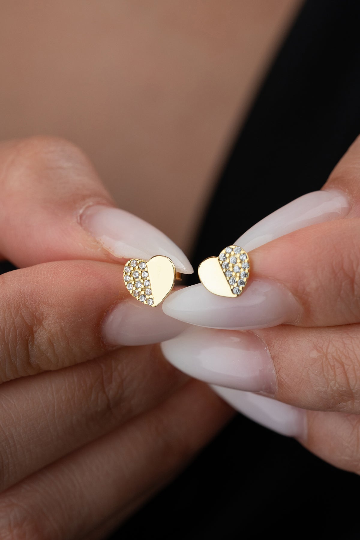 Boucles d'oreilles minimalistes en forme de cœur