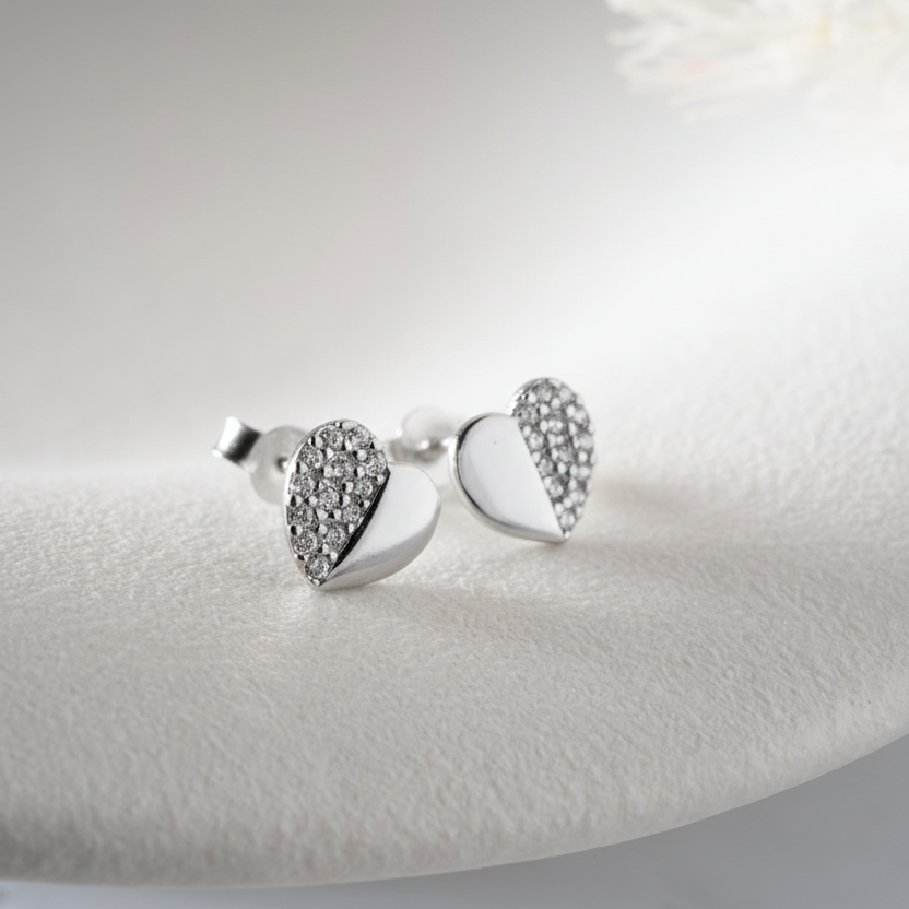 Boucles d'oreilles minimalistes en forme de cœur