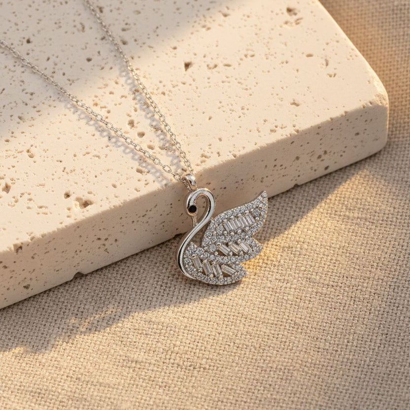 Zwaan Ketting met Zirkonia | 925 Zilver