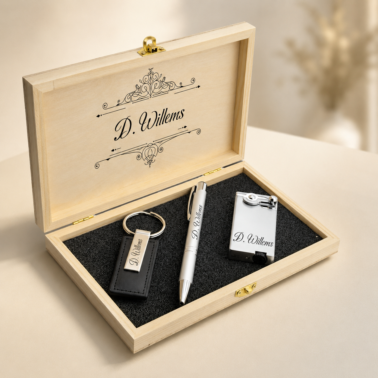 Coffret cadeau de luxe avec briquet personnel et stylo & Porte-clés