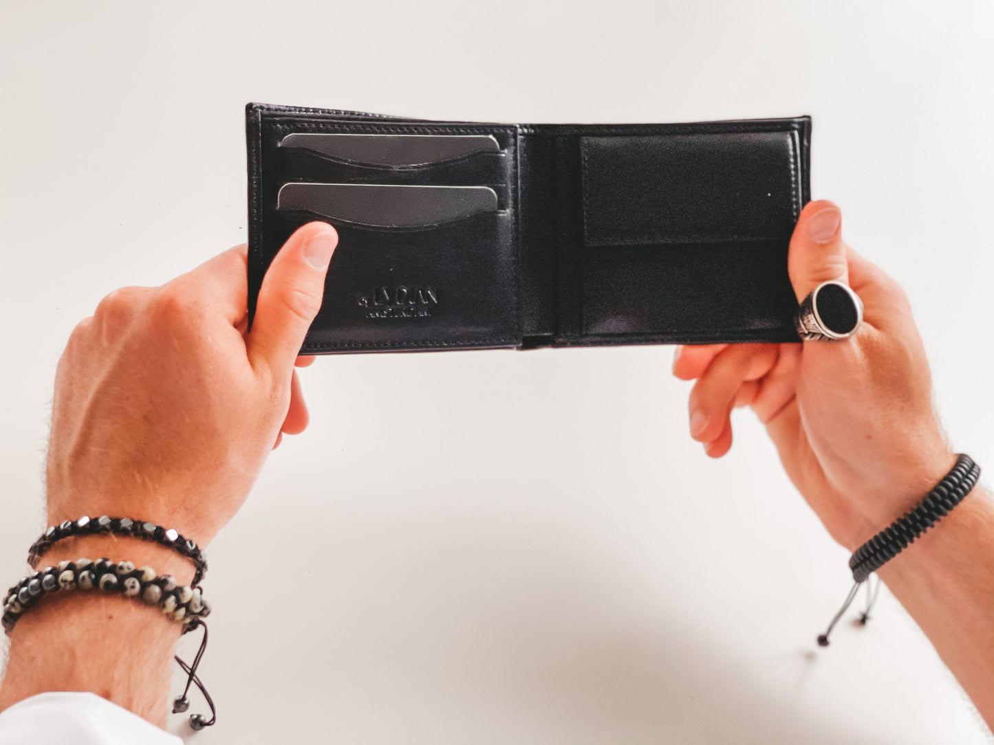 Portefeuille en cuir noir avec nom - Monogramme 1155-M